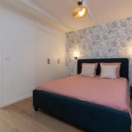 Apartment Evasion Au Port, T2 Climatise Renove La Seyne-sur-Mer