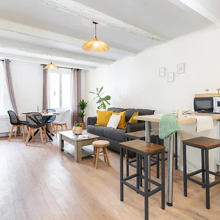 Apartment Evasion Au Port, T2 Climatise Renove